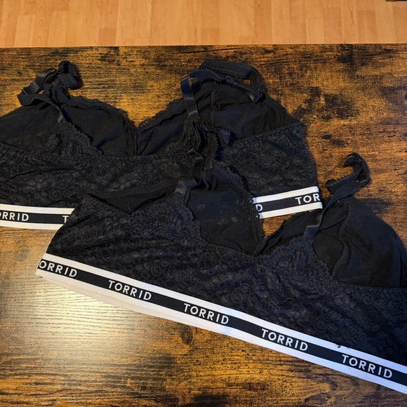 2 Torrid Black Lace Bralettes - Picture 4 of 4